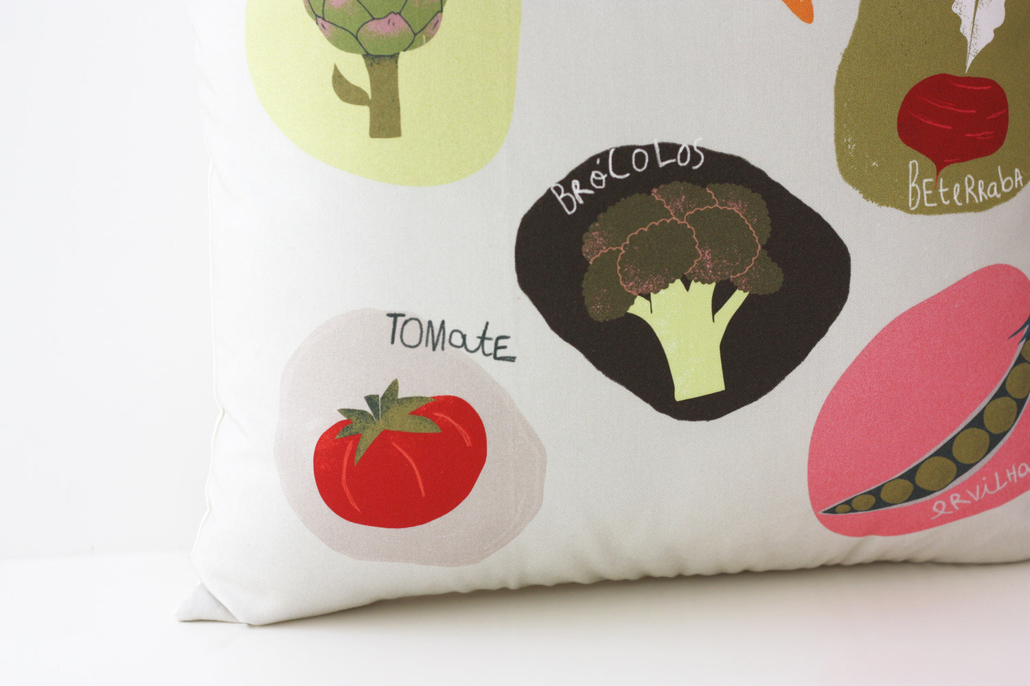 Veggies decorative cushion in vegetable print, made from organic cotton, eco-friendly, perfect for kids' rooms and modern home decor.